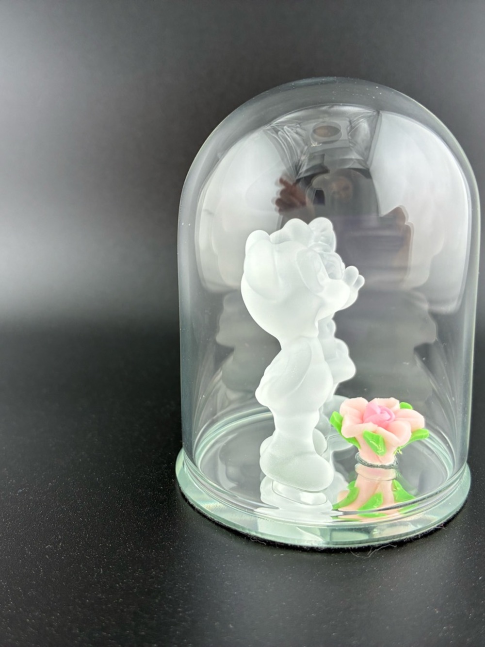 Disney ‎ Collectible Micky and Minnie, Felt Base - Picture 5 of 7